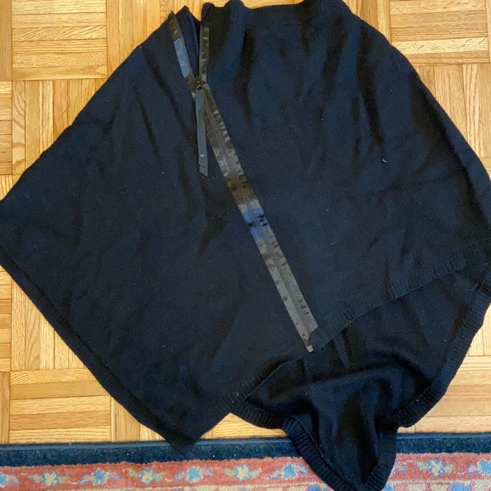 Lululemon Black Wool Shawl/ Poncho